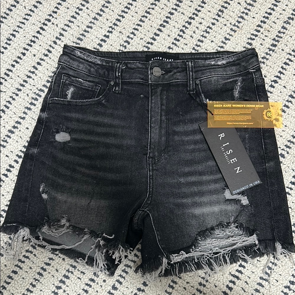 Risen distressed denim shorts